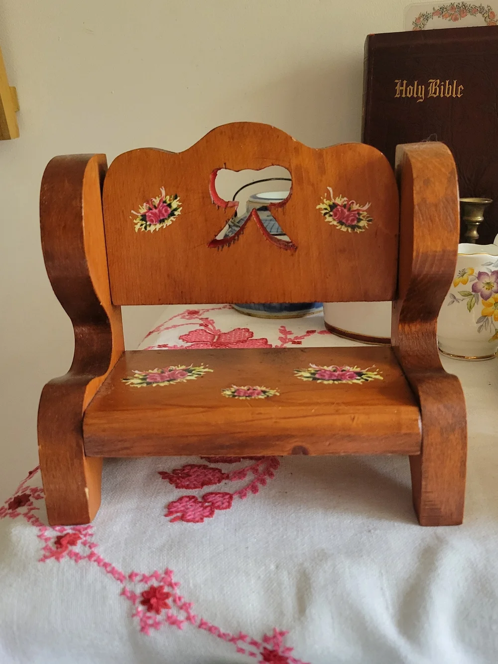 Hand-Painted Wooden Decorative Mini Chair with Floral Motif 6x7